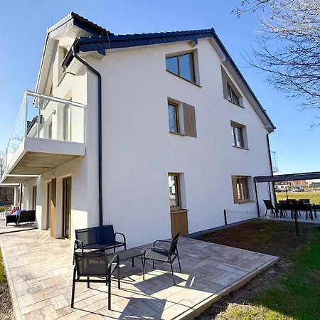 Lebska Osada By Q4 - Basen, Parking
